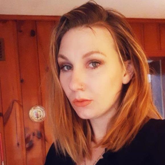 Meet your Posher, Alice - Picture 1 of 1